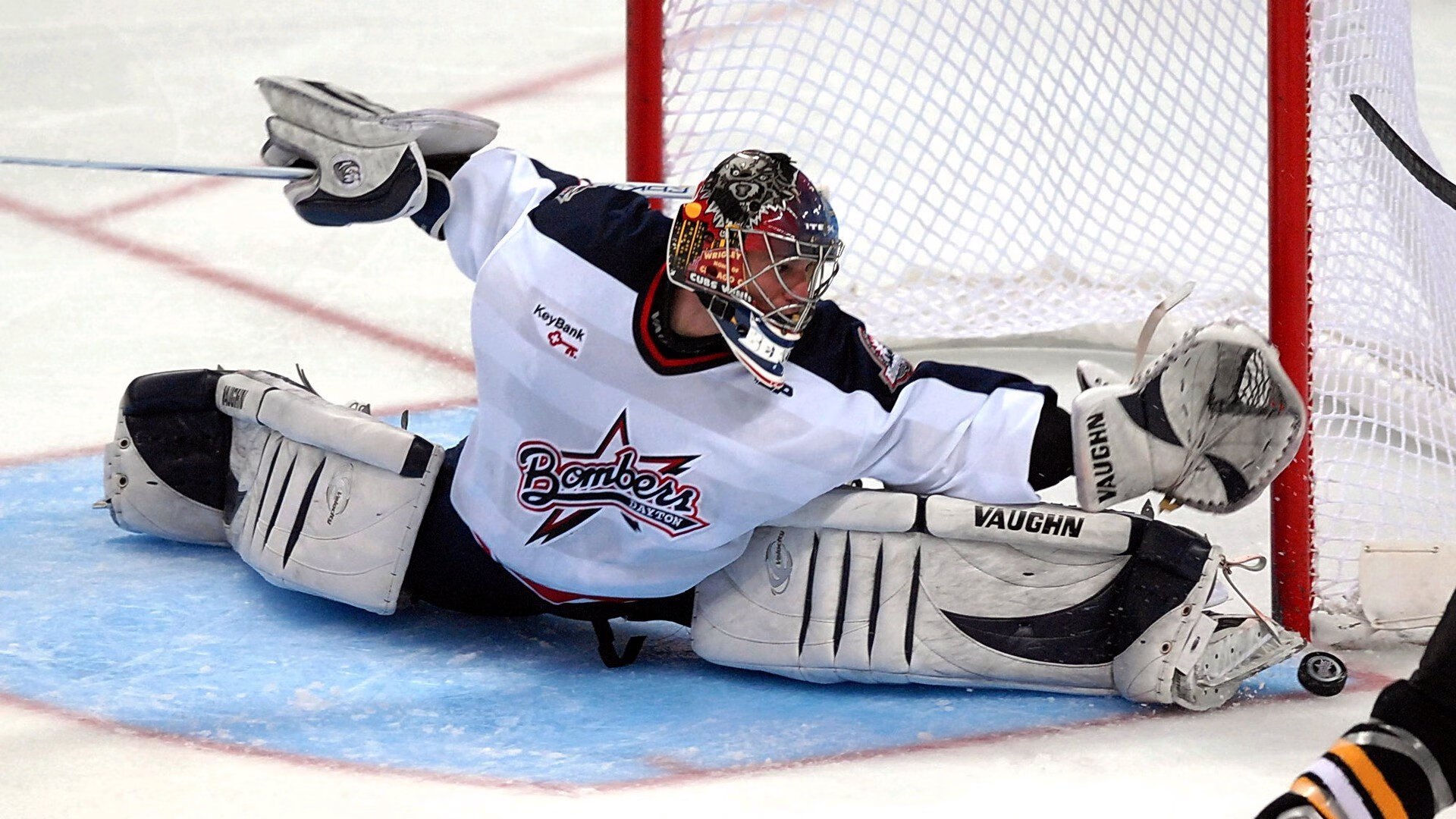 《知名品牌布局电竞广告，营销策略新高度》，电竞营销有关的品牌